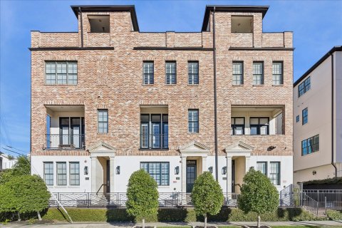 3850 Glen Arbor Drive